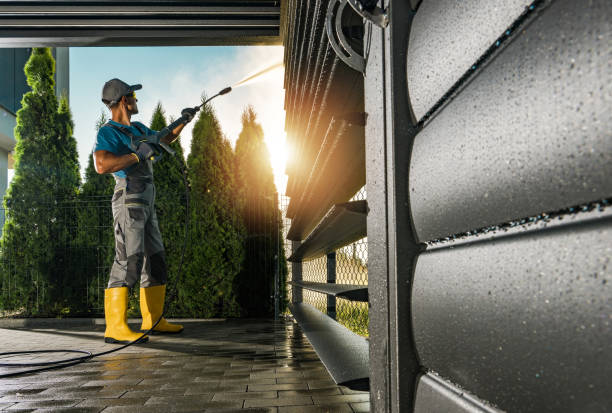 Best Rust Removal  in Willimantic, CT